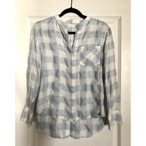 Blue & White Plaid Long Sleeve Shirt